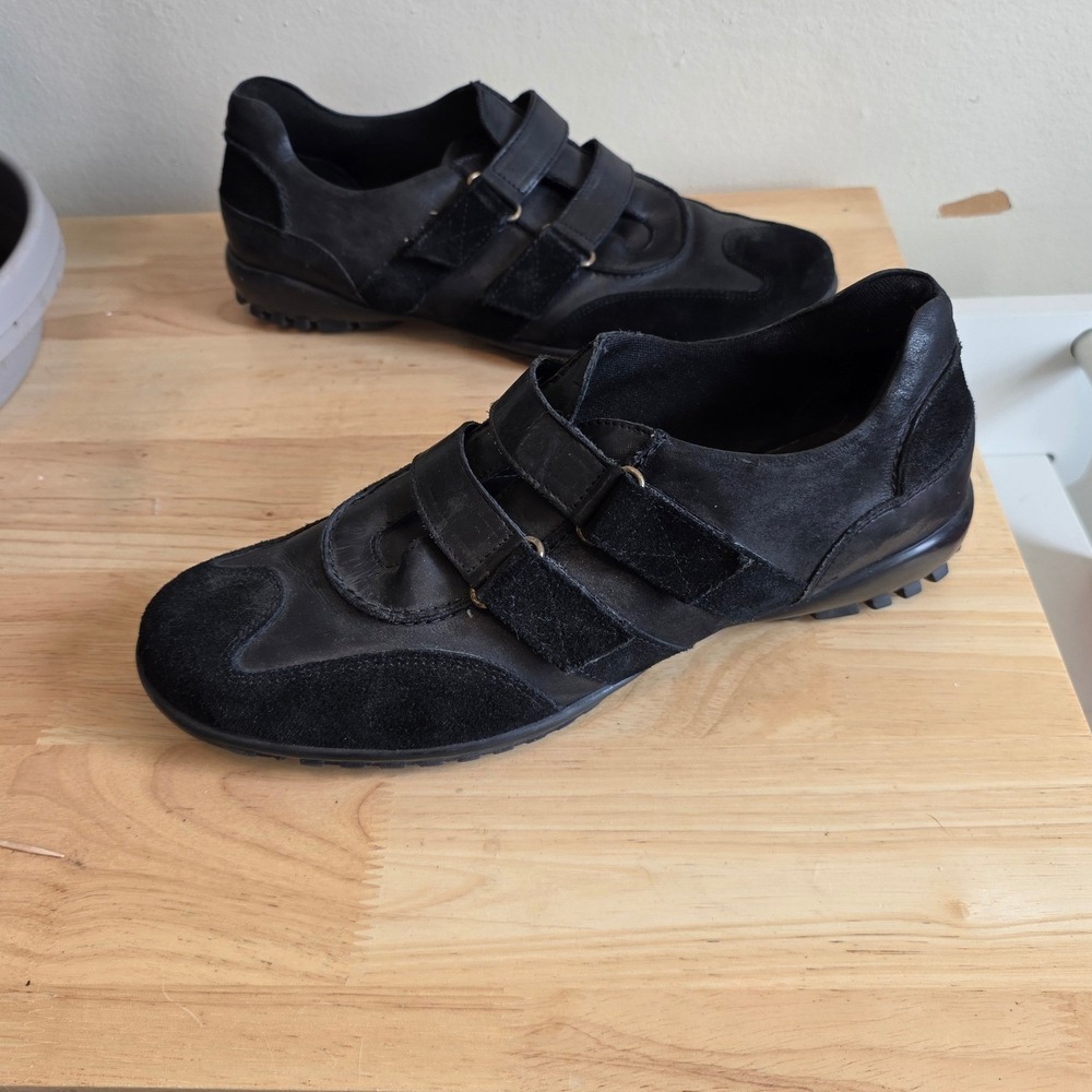 Steve Madden Women 9 Sneakers Black Leather Suede Triple Strap Hook Loop Low Top